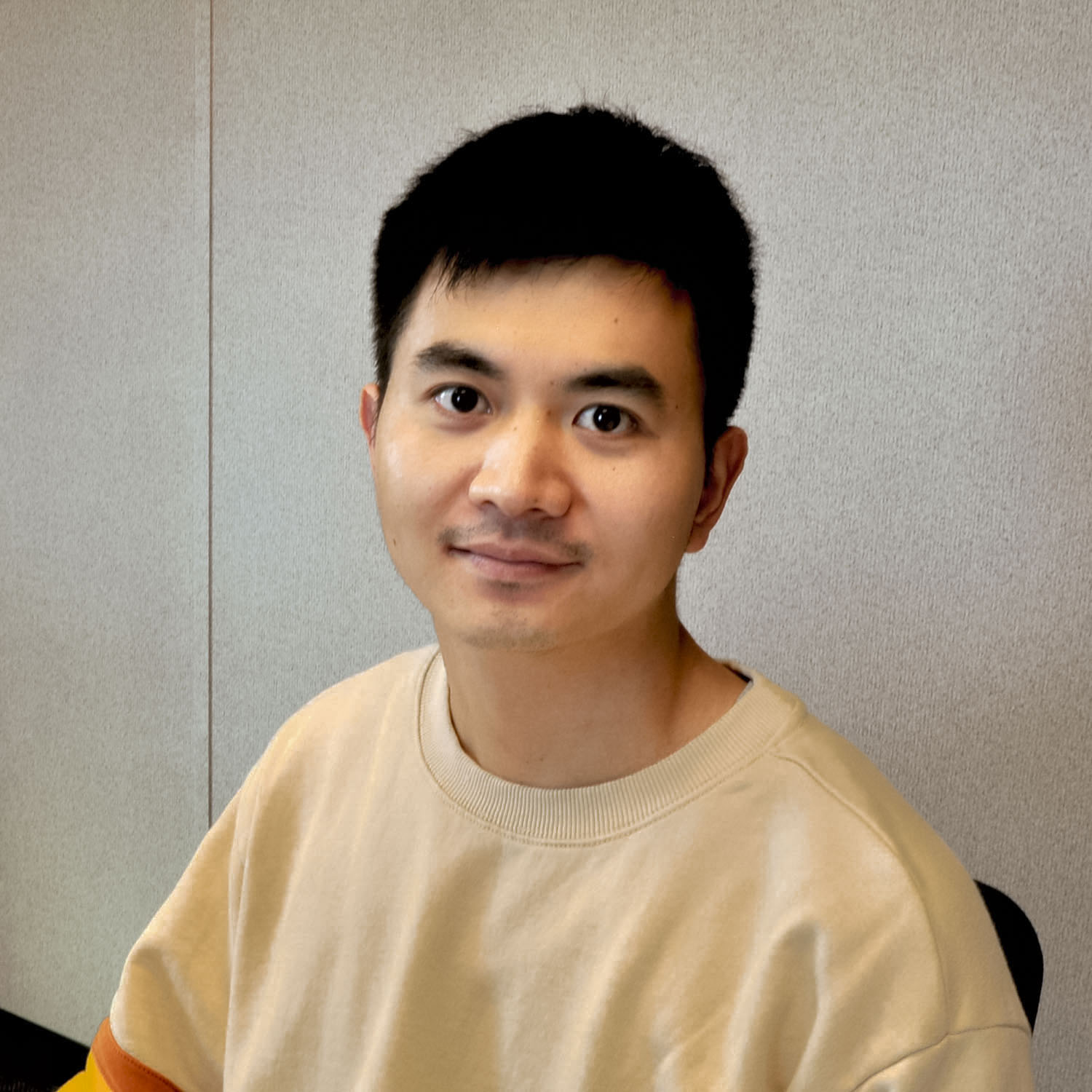 Headshot of Yuansheng Zhu